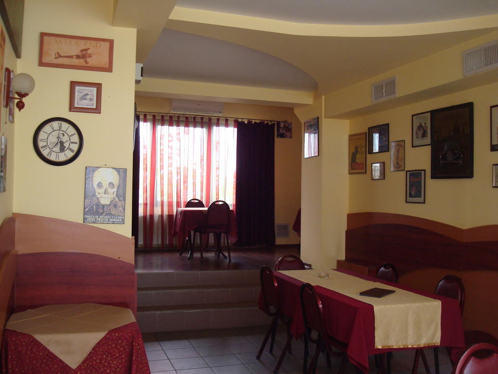 Pensiunea Marc Suceava Exterior foto